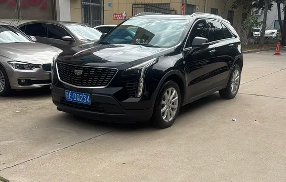 Cadillac XT4