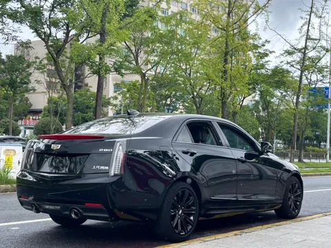Cadillac ATS-L