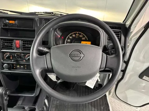 Nissan Clipper Truck