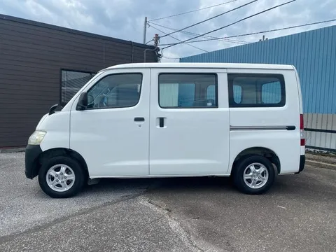 Toyota TownAce Van