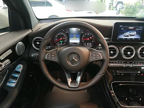 Mercedes-Benz Mercedes-Benz GLC