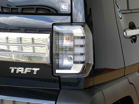 Daihatsu Taft