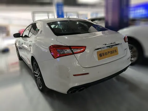 Maserati Ghibli