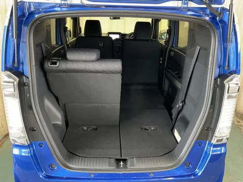 Honda N-BOX Slash