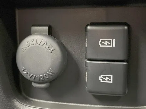 Mazda Flair Crossover