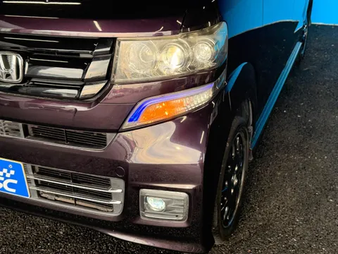 Honda N-BOX Custom