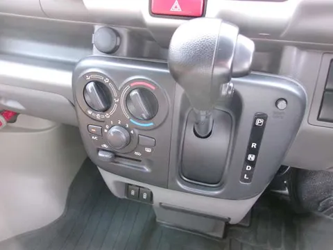 Nissan Clipper