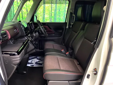 Suzuki Spacia Custom