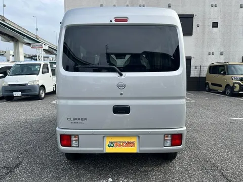 Nissan Clipper