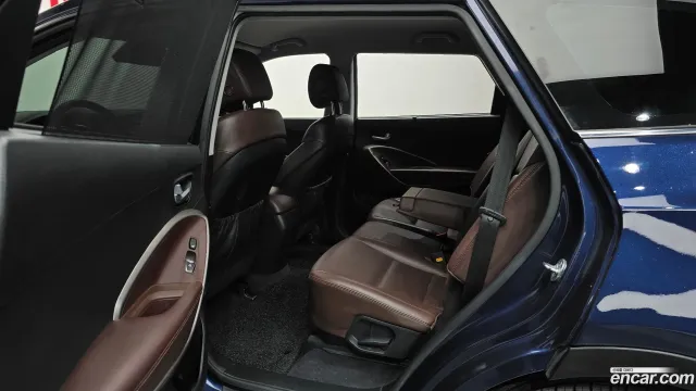 Hyundai Grand Santa Fe (Maxcruz)