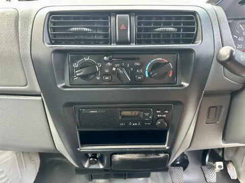Mitsubishi Minicab Van