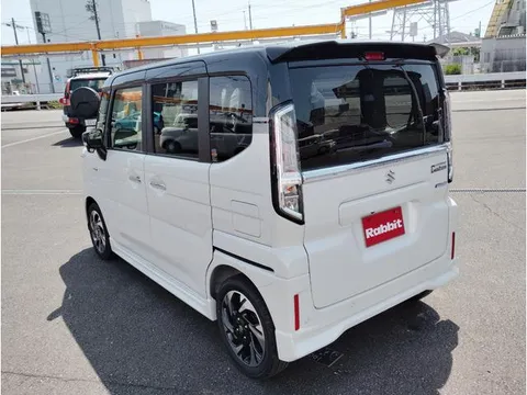Suzuki Spacia Custom
