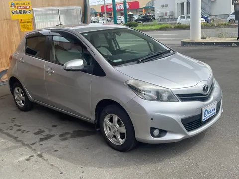 Toyota Yaris (Vitz)