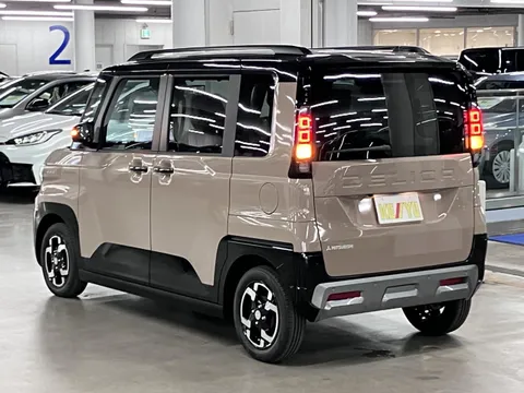 Mitsubishi Delica Mini