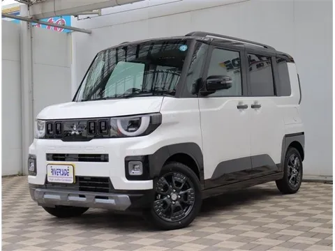 Mitsubishi Delica Mini