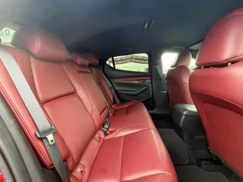 Mazda MAZDA3 Fastback