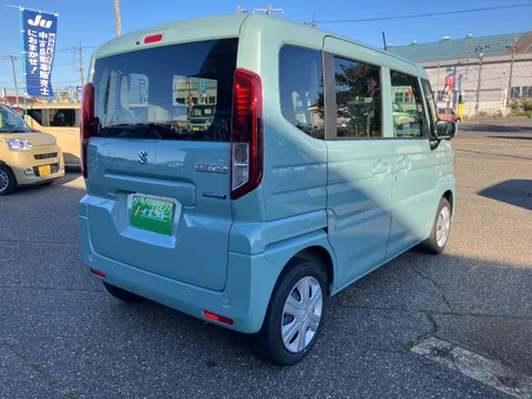 Suzuki Spacia