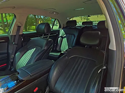 Genesis G90 (EQ900)