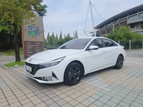 Hyundai Elantra (Avante)