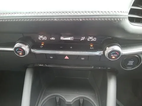 Mazda MAZDA3 Fastback