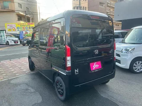 Honda N-VAN Plus Style