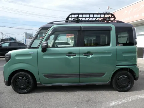 Suzuki Spacia Gear