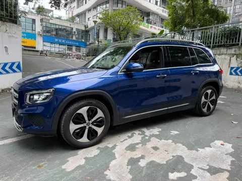Mercedes-Benz Mercedes-Benz GLB