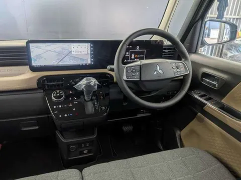 Mitsubishi Delica Mini