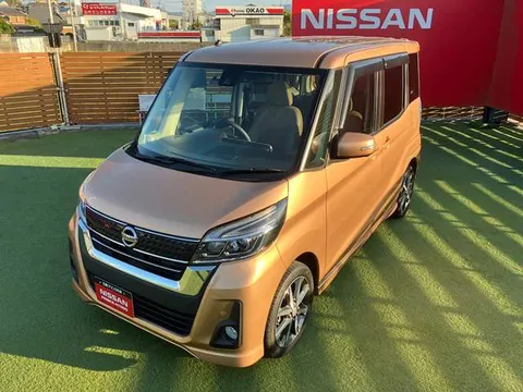 Nissan Dayz Roox