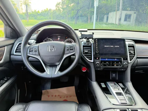 Honda UR-V