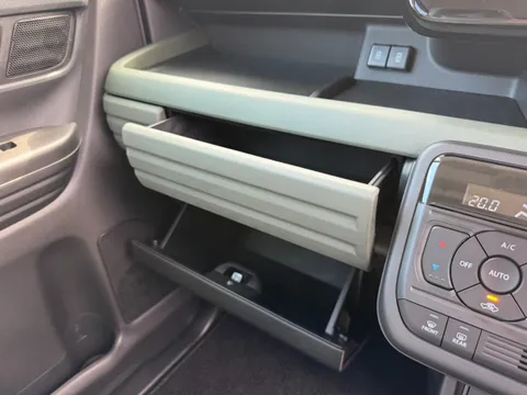 Suzuki Spacia Gear