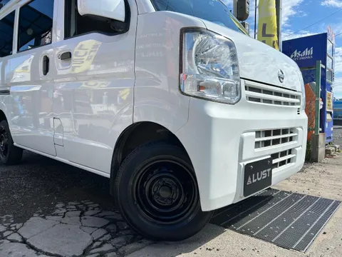 Nissan Clipper