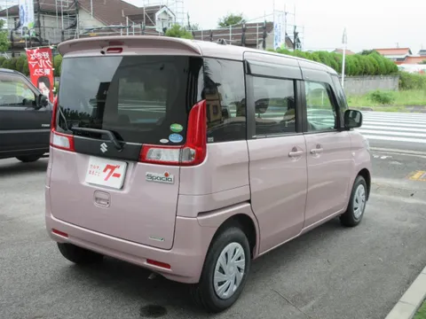 Suzuki Spacia
