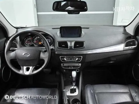 Renault SM3