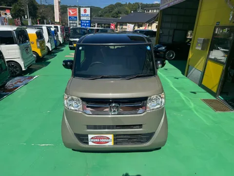Honda N-BOX Slash