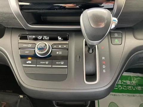 Honda Freed Plus