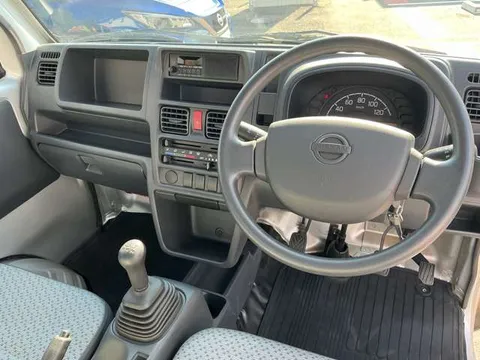 Nissan Clipper Truck