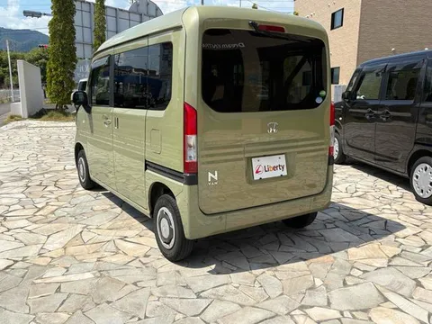 Honda N-VAN Plus Style