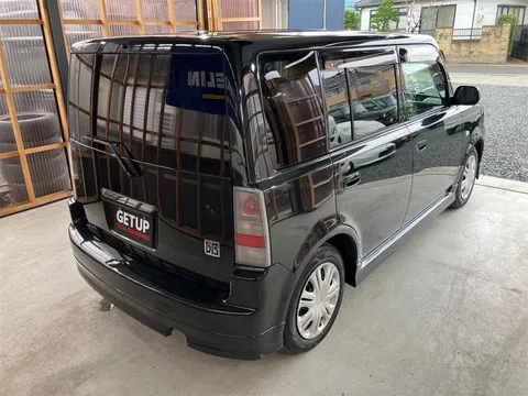 Toyota bB