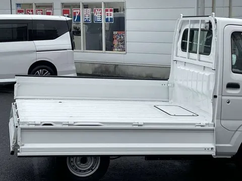 Nissan Clipper Truck