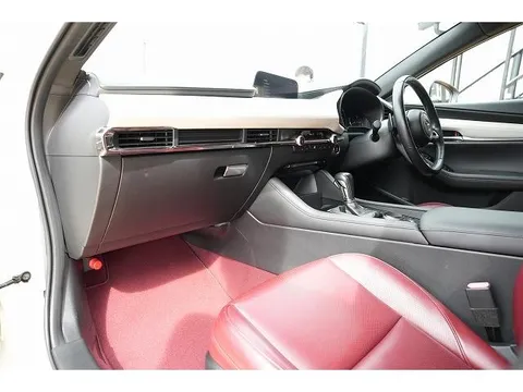Mazda MAZDA3 Fastback