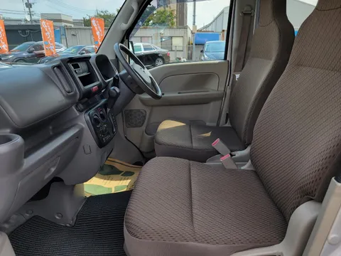 Nissan Clipper