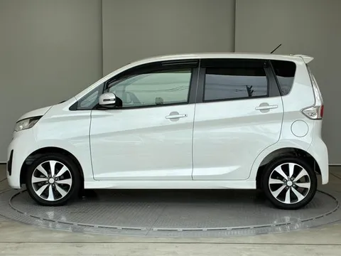 Mitsubishi eK Custom