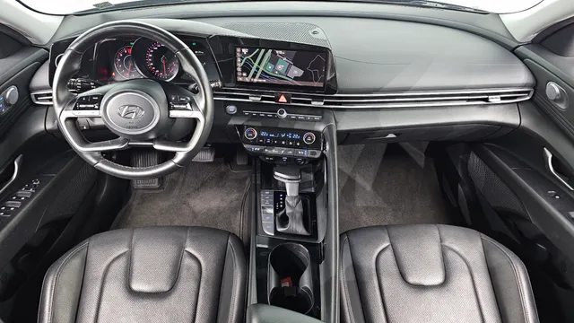 Hyundai Elantra (Avante)
