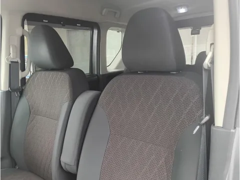 Mitsubishi eK X Space