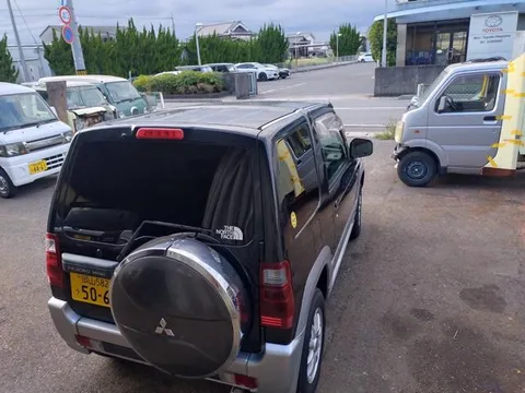 Mitsubishi Pajero Mini