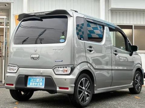 Suzuki Wagon R Stingray