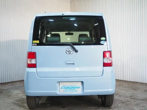 Toyota Pixis Space