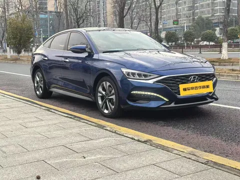 Hyundai Festa