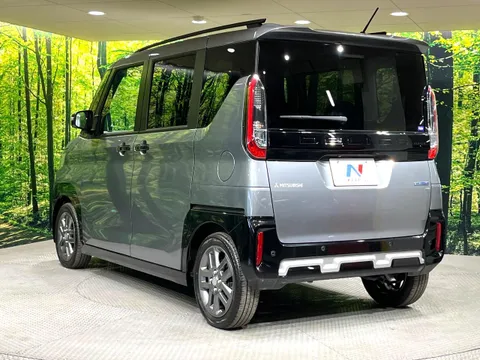 Mitsubishi Delica Mini